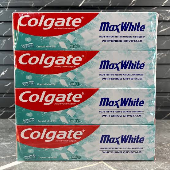 خمیردندان کولگیت مدل Max White  نسخه Crystal Mint - ۱۰۰ میل 12 عددی